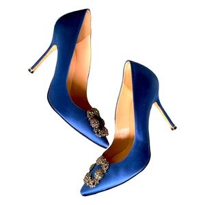 Blue Manolo Blahnik Hangisi size 37.5